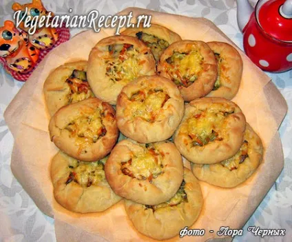 Пиріг-піца без яєць з картоплею та грибами (овочами) (грибами) Пиріг-піца без яєць з картоплею та грибами (овочами)