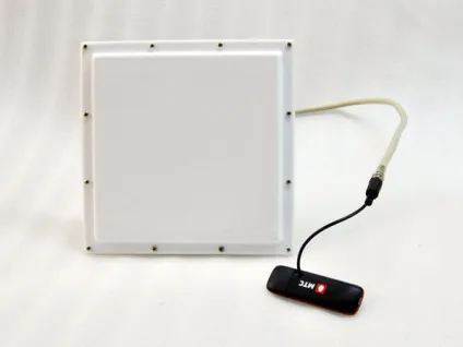 Встановлення зовнішньої антени huawei e171 (m100-4) Встановлення зовнішньої антени huawei e171
