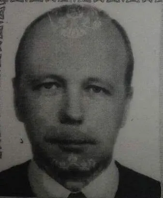 Підліток розповів, як водій джипа тиснув його машиною, а потім ставив на коліна - місто 812 (підліток) Підліток розповів, як водій джипа тиснув його машиною, а потім ставив на коліна - місто 812