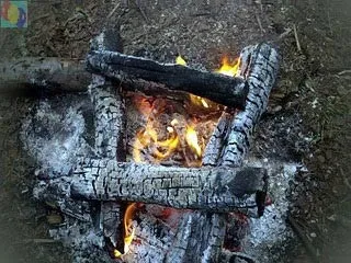 похідний багаття