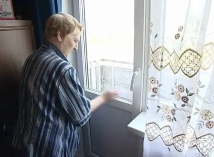 Потіють вікна на балконі чому і що робити (потіють вікна) Потіють вікна на балконі чому і що робити