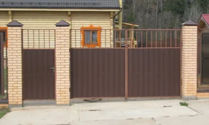 Профнастил під цеглу відео-інструкція по монтажу своїми руками, особливо металопрофілю, ціна, (своїми) Профнастил під цеглу відео-інструкція по монтажу своїми руками, особливо металопрофілю, ціна,