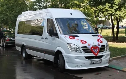 Прокат лімузинів на весілля ford 20 місць в москві (збільшити Прокат прикраси) Прокат лімузинів на весілля ford 20 місць в москві