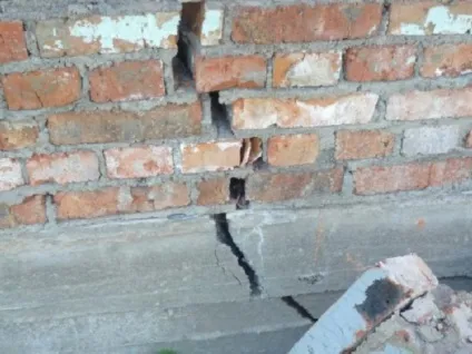 Осідання грунту під фундаментом - причини, рекомендації, усунення проблем