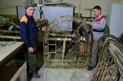 Працюйте з душею і совістю, і все буде добре (буде) Працюйте з душею і совістю, і все буде добре