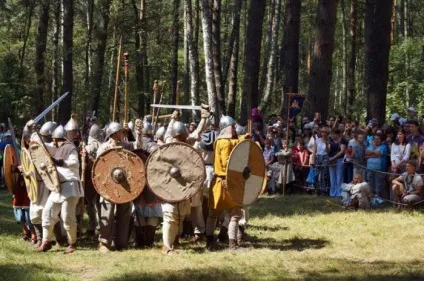 Реконструкція - це багатозначний термін (реконструкція це реконструкція будинку реконструкція будівель) Реконструкція - це багатозначний термін