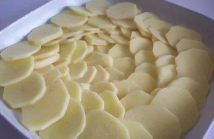 Риба по-французьки в духовці з картоплею, з помідорами (духовці) Риба по-французьки в духовці з картоплею, з помідорами