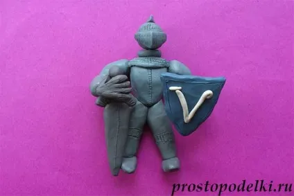 Лицар з пластиліну, просто падлюка (багато сірого пластиліну) Лицар з пластиліну, просто падлюка