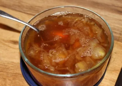 Рецепт лікування кашлю цибулею з медом (цибуля з медом з горілкою від кашлю рецепт) Рецепт лікування кашлю цибулею з медом
