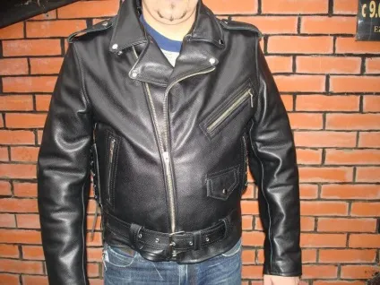 Рок стиль в одязі для чоловіків панк і інді-рок лізуть в твій гаманець (чоловіків) Рок стиль в одязі для чоловіків панк і інді-рок лізуть в твій гаманець