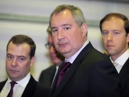Рогозін пояснив, чому видалив з twitter свою загрозу румунським «гадам» - політика