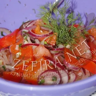 Салат з печеного болгарського перцю з помідорами і цибулею - кулінарні рецепти люблячої дружини