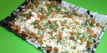 Салат з маринованими опеньками - рецепти з фото, калорійність (салат з маринованими опеньками) Салат з маринованими опеньками - рецепти з фото, калорійність