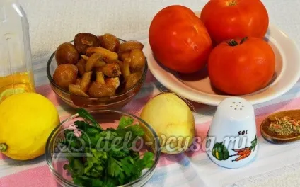 Салат з опеньками і помідорами рецепт з фото - покрокове приготування теплого салату з опеньками (салат з опеньками і помідорами рецепт) Салат з опеньками і помідорами рецепт з фото - покрокове приготування теплого салату з опеньками