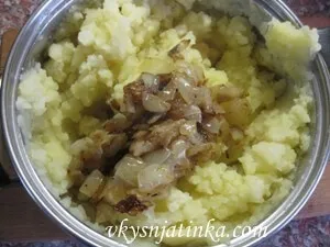 Вареники з картоплею на пару - рецепт з фото (вареники) Вареники з картоплею на пару - рецепт з фото