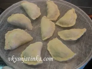 Вареники з картоплею на пару - рецепт з фото (вареники) Вареники з картоплею на пару - рецепт з фото