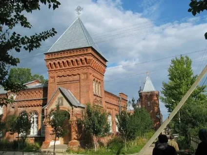 Весна Шамордіно жіночий монастир фото храм Шамордіно, подорож у світ природи (Шамордіно жіночий монастир фото) Весна Шамордіно жіночий монастир фото храм Шамордіно, подорож у світ природи