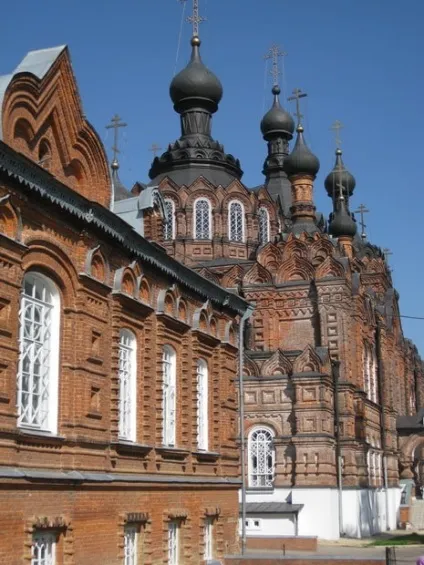 Весна Шамордіно жіночий монастир фото храм Шамордіно, подорож у світ природи (жіночий монастир в Шамордіно калузької області) Весна Шамордіно жіночий монастир фото храм Шамордіно, подорож у світ природи