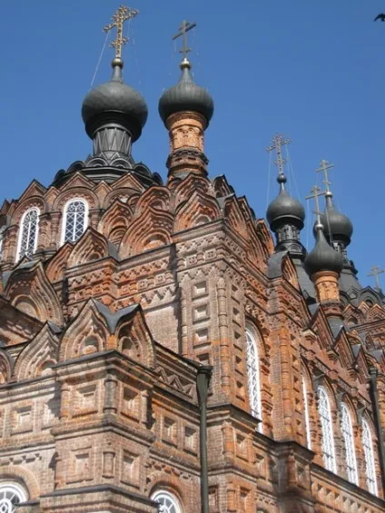 Весна Шамордіно жіночий монастир фото храм Шамордіно, подорож у світ природи (жіночий монастир в Шамордіно калузької області) Весна Шамордіно жіночий монастир фото храм Шамордіно, подорож у світ природи