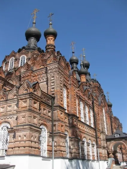 Весна Шамордіно жіночий монастир фото храм Шамордіно, подорож у світ природи (Шамордіно фото) Весна Шамордіно жіночий монастир фото храм Шамордіно, подорож у світ природи