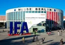 Samsung показала, що всередині 360-градусної камери gear 360 (samsung) Samsung показала, що всередині 360-градусної камери gear 360