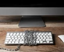 Мережева влада як держава управляє суспільством, думки