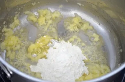 Сьомга під вершковим соусом - рецепт з покроковими фото (соусом) Сьомга під вершковим соусом - рецепт з покроковими фото