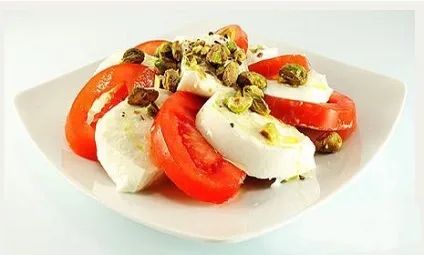 Сир моцарела - харчова цінність та склад продукту, шкода і користь сиру моцарелла, рекомендації по (моцарелла) Сир моцарела - харчова цінність та склад продукту, шкода і користь сиру моцарелла, рекомендації по