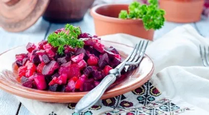 Скільки калорій в вінегреті корисні властивості салату, склад і харчова цінність на 100 грам (вінегрет калорійність склад користь харчова цінність) Скільки калорій в вінегреті корисні властивості салату, склад і харчова цінність на 100 грам