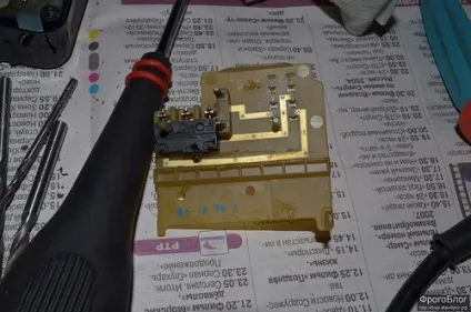 Зняття, розбирання і ремонт замку задніх дверей vectra b (двері) Зняття, розбирання і ремонт замку задніх дверей vectra b