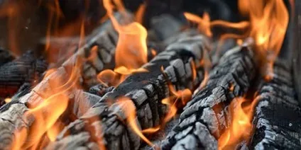 Сонник розпалювати вогонь до чого сниться розпалювати вогонь уві сні (чого) Сонник розпалювати вогонь до чого сниться розпалювати вогонь уві сні