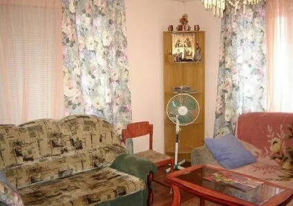 Будівництво будинку з піддонів (будівництво) Будівництво будинку з піддонів