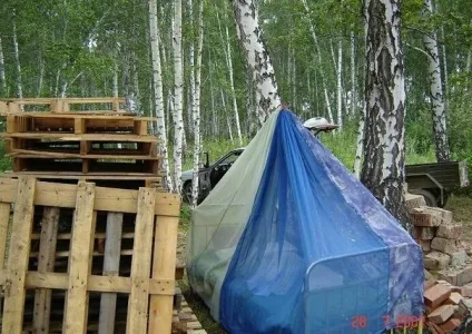 Будівництво будинку з піддонів (будівництво) Будівництво будинку з піддонів