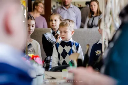 Театр зовні і зсередини (зовні) Театр зовні і зсередини