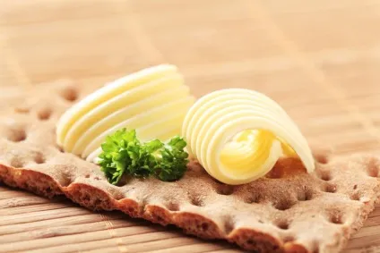 Топ-10 жирних продуктів, від яких організму суцільна користь