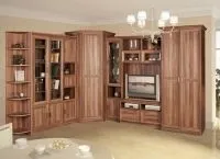 Кутові стінки в кімнату