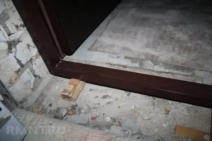 Установка вхідних металевих дверей (двері металеві вхідні) Установка вхідних металевих дверей