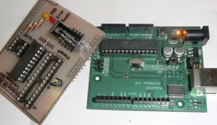 У вас є arduino значить у вас є програматор!