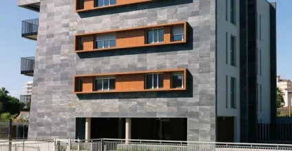 Вентильовані фасади з граніту (облицювання вентильованого фасаду гранітом) Вентильовані фасади з граніту