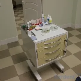 Все для відкриття стоматологічних клінік (дитячу стоматологію Маленькому пацієнтові) Все для відкриття стоматологічних клінік