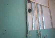 Вологостійкий гіпсокартон у ванній під плитку, який краще використовувати, стіни кімнати, водостійкий