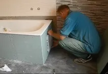 Вологостійкий гіпсокартон у ванній під плитку, який краще використовувати, стіни кімнати, водостійкий