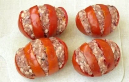 Запечені помідори з м'ясом рецепт з фото