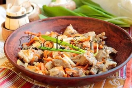 Смажене м'ясо з грибами - покроковий рецепт з фото, страви з м'яса (смажене) Смажене м'ясо з грибами - покроковий рецепт з фото, страви з м'яса