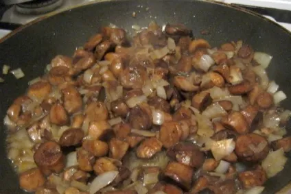 Смажене м'ясо з грибами на сковороді фото і рецепти, як посмажити м'ясо з грибами (сковороді) Смажене м'ясо з грибами на сковороді фото і рецепти, як посмажити м'ясо з грибами