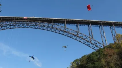7 Кращих в світі об'єктів для бейсджампінгом - бібліотека туриста