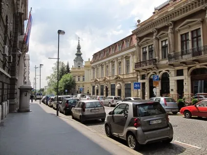 Angiola, нудно, як в Боснії на травневі свята (angiola) Angiola, нудно, як в Боснії на травневі свята