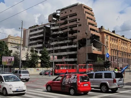 Angiola, нудно, як в Боснії на травневі свята (angiola) Angiola, нудно, як в Боснії на травневі свята