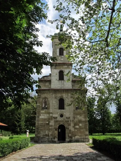 Angiola, нудно, як в Боснії на травневі свята (angiola) Angiola, нудно, як в Боснії на травневі свята