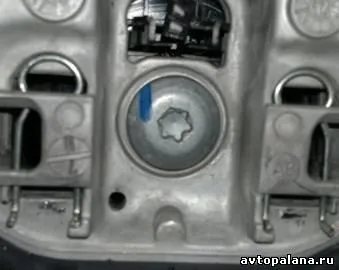Автопалана - зняття керма renault logan 2 фаза (logan) Автопалана - зняття керма renault logan 2 фаза